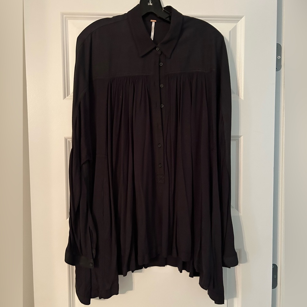 Black Free People NWOT Oversized Cotton Shirt